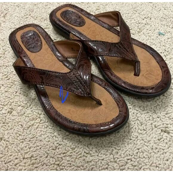 BOC Women's Size 11  Leather Sandals Flip Flops Thongs Brown Island Floral Brown - Picture 1 of 8